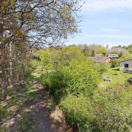 Сasa de vacaciones A Peaceful Oasis Near The And Forest *